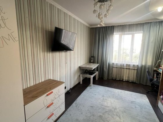 Продам 3 кімнатну квартиру Симона  Петлюри 15а Бровары
