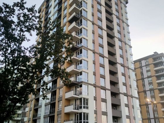 Продам 1-кімнатну квартиру 50,30 м² у ЖК Krona Park II, Бровари, вулиця Симоненка Василя, 40.