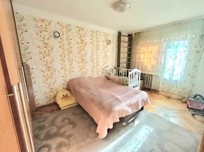 Продаж 3к кв вул. Чорних Запорожців( Короленка), м.Бровари - фото 1