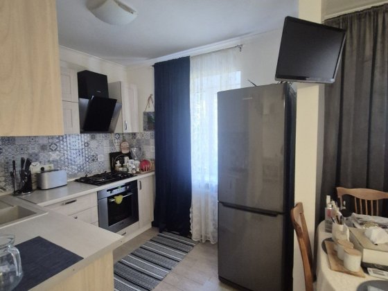 Продам 2-х кімнатну квартиру в Центрі Белая Церковь