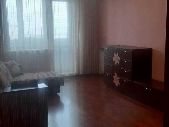 Продам 1-к квартиру в Броварах на Симона Петлюри