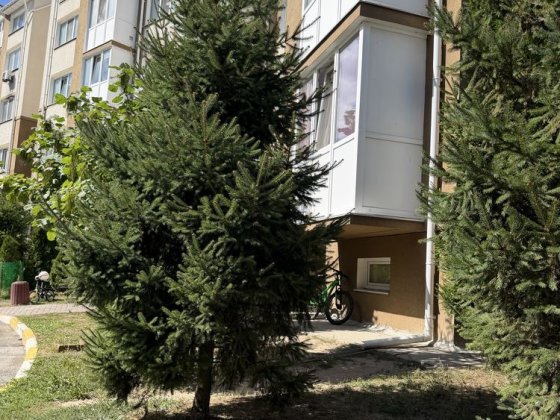 .Продам 1к квартиру  БЕЗ КОМІСІЇ! ШОК ЦІНА! Закрита зелена територія!Поруч садок, школа!Є парковка! 