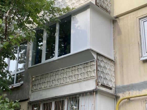 Обміняю 2х кім квартиру з доплатою Бровары