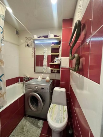 Продвж 1 кім кіартири  в ремониі .Район Піонерська - фото 1
