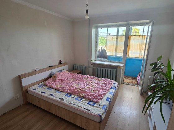 Продаж 3-к квартири 2 поверх, сертифікати, ваучери, постанови