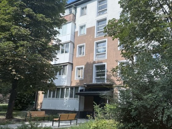 Продаж 2х кімнатної  квартири під ремонт Буча