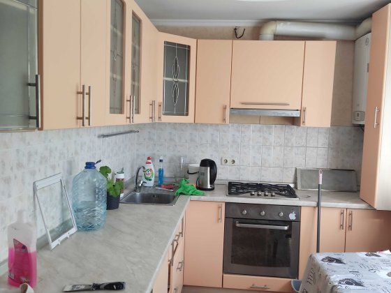 БЕЗ КОМІСІЇ! с. Богданівка! Продаж гарної 3-х кімн.кв. Броварский район Бровары