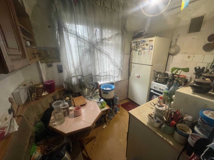 Продам 3к Велика Васильківська 131, цегла, метро Либідська - фото 1