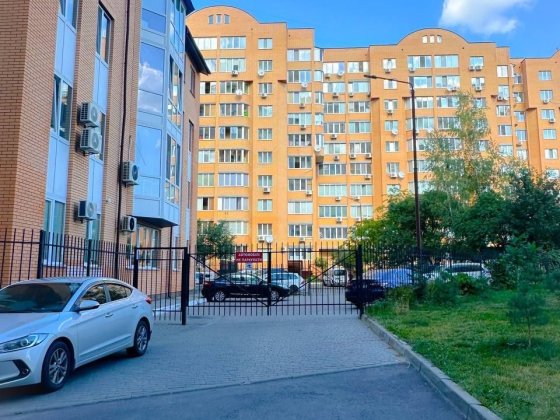 Продаж Двокімнатної квартири м.Бровари Симона Петлюри 21 ( центр міста) Бровары