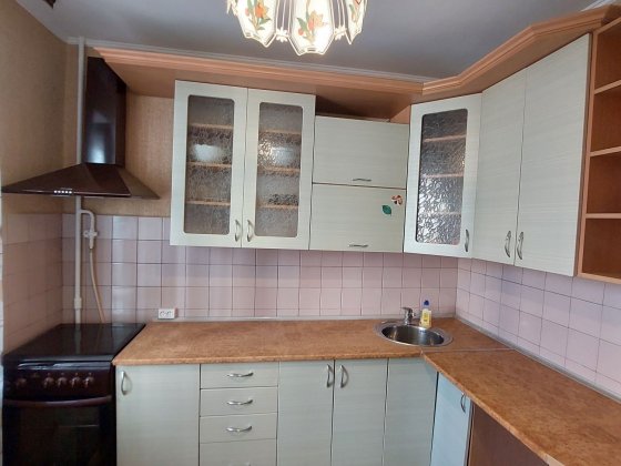 Продаж 1 кімнатної квартири площа 40м2 після капітального ремонту! Вишневе Вишневе