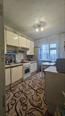 Продаж 3х кімнатної квартири на 4му мік-ні Незалежності - фото 1