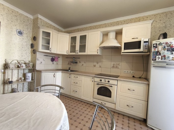 Продам 1-комнатную 44 м² в ЖК Акварели-1 | Леси Украинки 74А | 3 этаж - фото 1