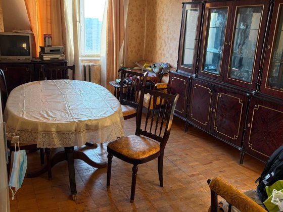 Продаю 3 кім квартиру метро Оболонь