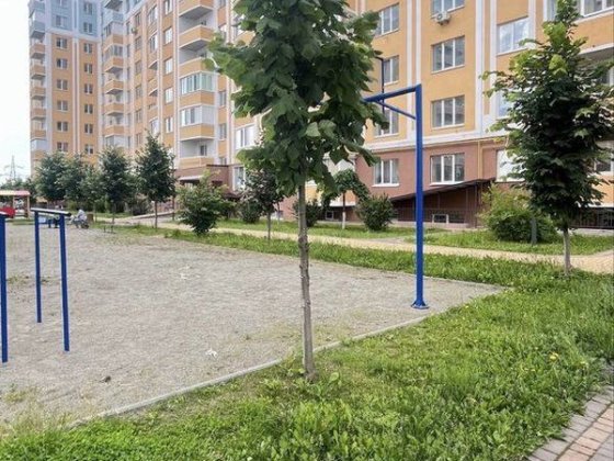Продам за вигідною ціною квартиру з балконом і газом, біля школи Буча!