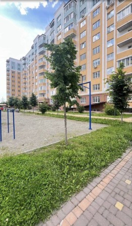 Продам за вигідною ціною квартиру з балконом і газом, біля школи Буча! - фото 1