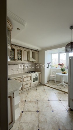 Продаж 2к квартири метро Академмістечко , бульвар Вернадського - фото 1