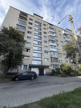 Продаж 1км квартири під ремонт біля Велесу - фото 1