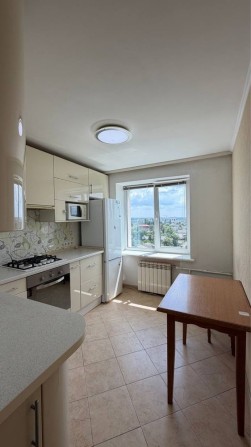 Продаж 2к квартири з ремонтом, цент міста, вул. Шевченка - фото 1