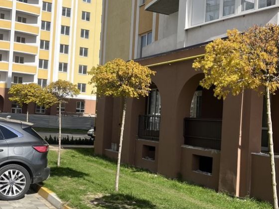 Продається простора 3-к квартира біля школи і садочку з газом! Буча!