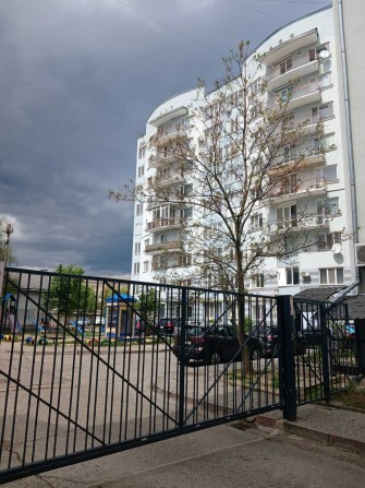 Квартира в центрі міста 3-к 92.7 м² - фото 1