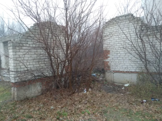 Цегляний Будинок/Незавершене будівництво