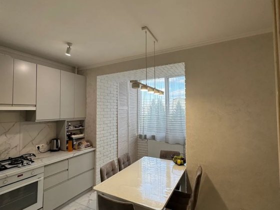 Затишна 1 кім  квартира,центр