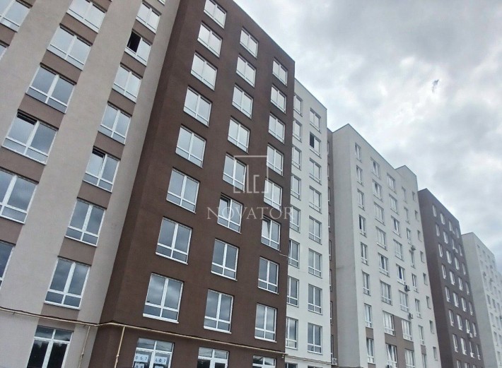 Продам велику євро двокімнатну квартиру в м. Буча. Такої ціни вже не буде! Без комісії для покупця!Г - фото 1