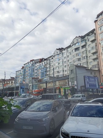 продається квартира в центрі міста - фото 1