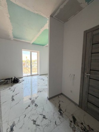 Продам 1-к квартиру з балконом. Газове опалення. Новий ремонт. Без витрат на оформлення! - фото 1