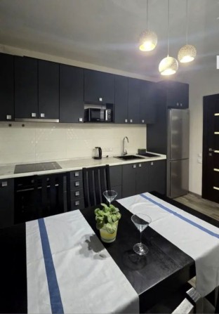Без Комісії | Продаж Квартири 87 м² | 3 Роздільні Кімнати | вул. Європейська - фото 1