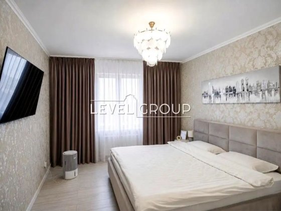 2-кімнатна квартира 66,3 м² з ремонтом | ЖК «Патріотика» | Осокорки