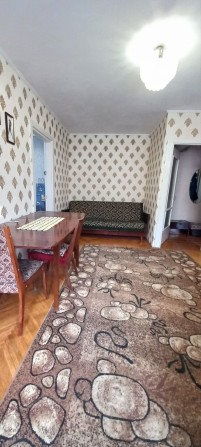 Продам 3кім.квартиру в центрі міста,косм.рем - фото 1