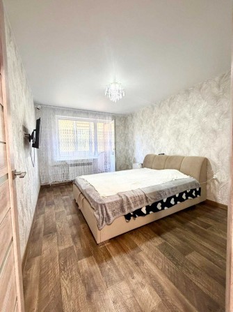 Продам 2 кімнатну квартиру в нагірній частині м. Кременчука - фото 1