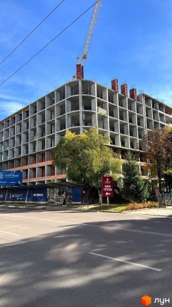 Продаж 1-кімнатної квартири в центрі міста поруч з озером в ЖК  Lake Park - фото 1