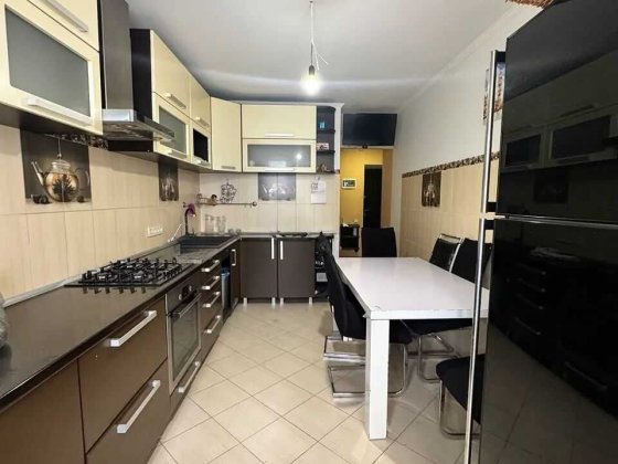 2-х кімнатна в новобудові, 6 поверх, 64 м.кв