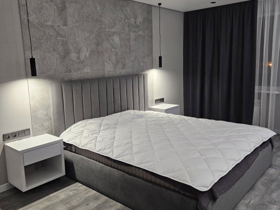 Продам двокімнатну квартиру в центрі міста з дизайнерським ремонтом!!!