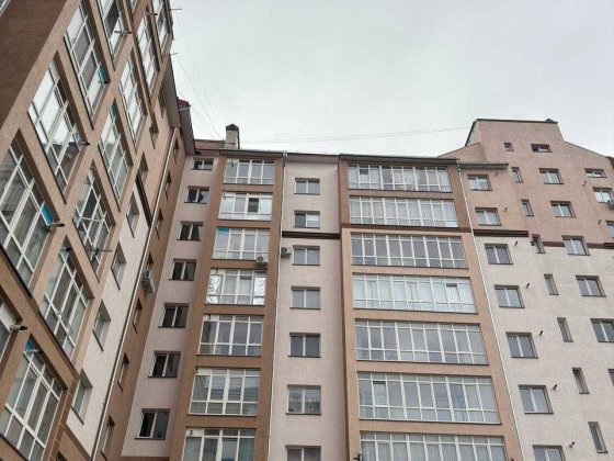 2-х.кімнатна здана квартира в цегляному будинку