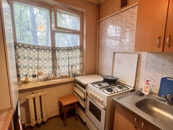Продаж двокімнатноі квартири