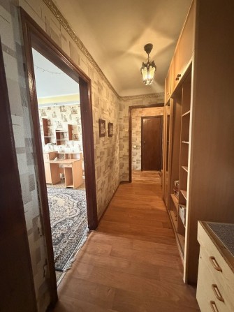 Продам 2 х кімн квартиру ЦЕНТР, вул. Небесної Сотні - фото 1