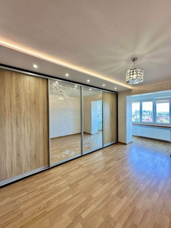 2-КІМНАТНА квартира 71М² | АВТОНОМНЕ опалення | просп. Відродження - фото 1