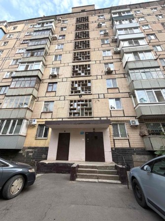 Продаю 3х комнатную квартиру, чешку, Артём, ул.В.Великого,17а - фото 1