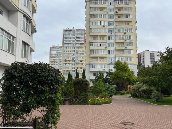 Продам велику 2к квартиру 90м2 з якісним ремонтом! Ірпінь, вул. Григорія Сковороди