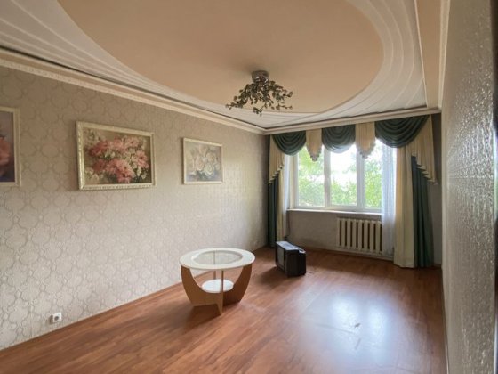 Продається затишна квартира на Раківці