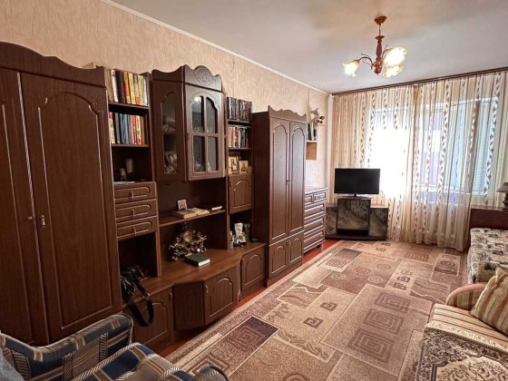 5 Зарічний. Дуууже зручне розташування!