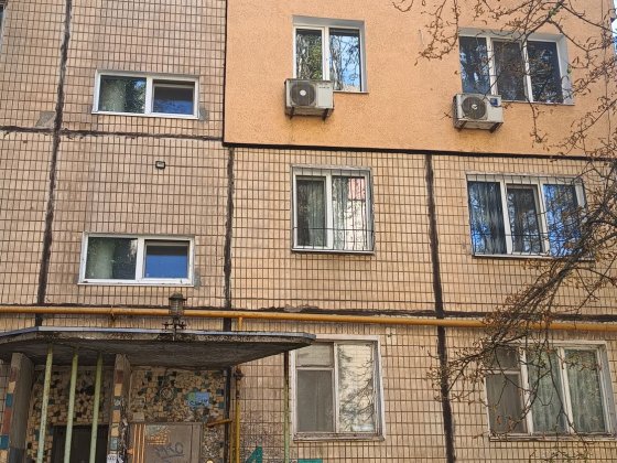 На Ювілейній 3к в жилому стані