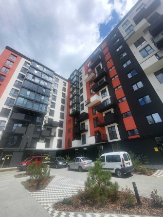 Продаж 1 кім квартири, центр, вул. Бандери, ЖК Скандинавія. - фото 1