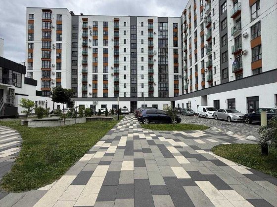 Продається преміальна 3-кімнатна квартира в ЖК «Липки» — одному з найпрестижніших комплексів Івано-Ф Ивано-Франковск