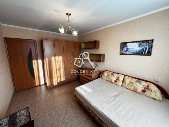 Продаж 3-кімнатної квартири, 4-Зарічний