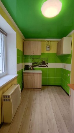 Трикімнатна квартира з власним паркомісцем у Луцьку - фото 1