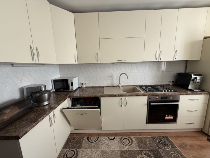 Продаж 4 кімнатної квартири р-н 33 - фото 1
